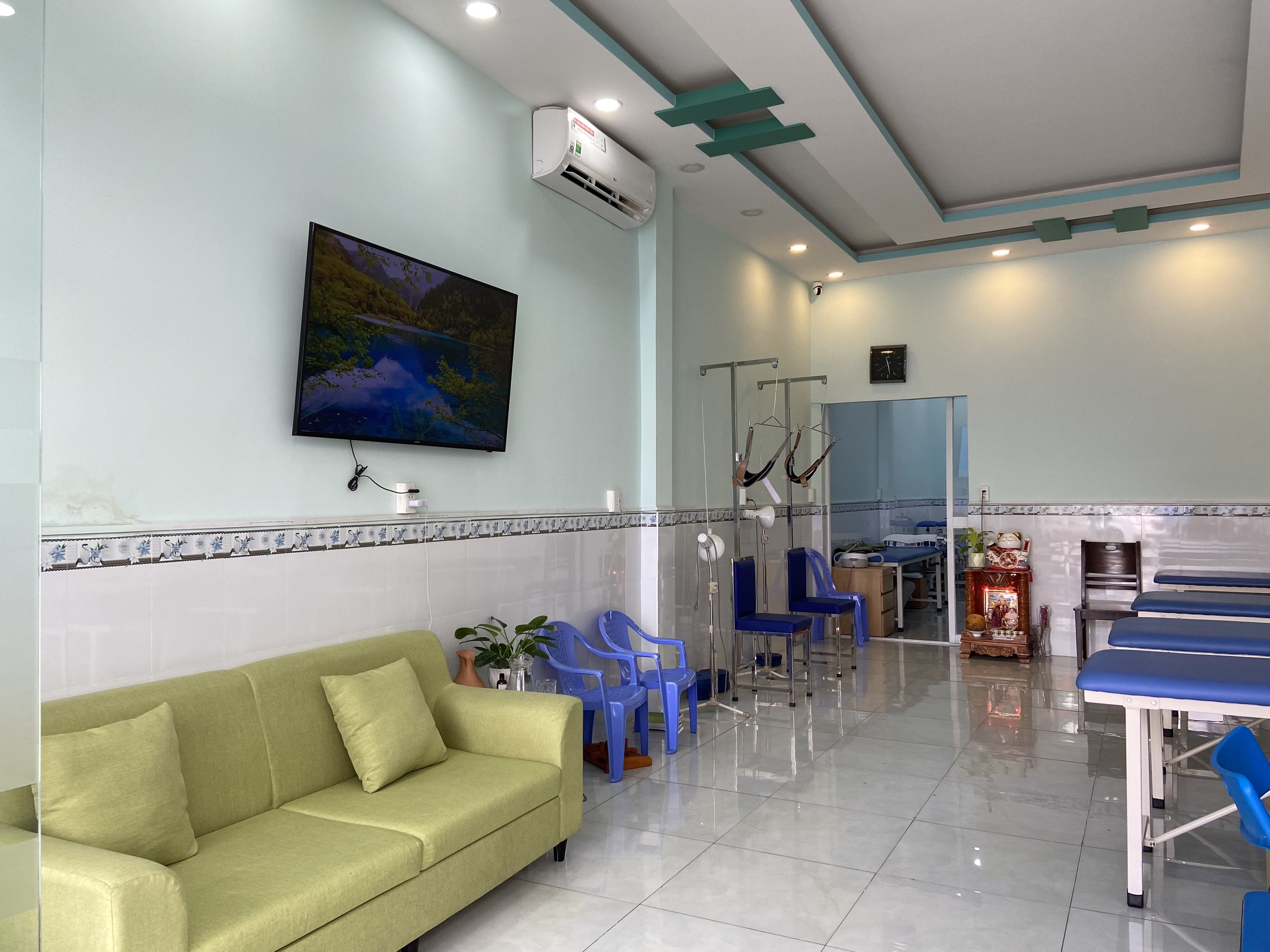 Phòng Khám Vật Lý Trị Liệu